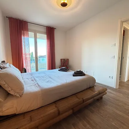 Apartament 10 Min Walk From The Beach, Free Swimming Pool
